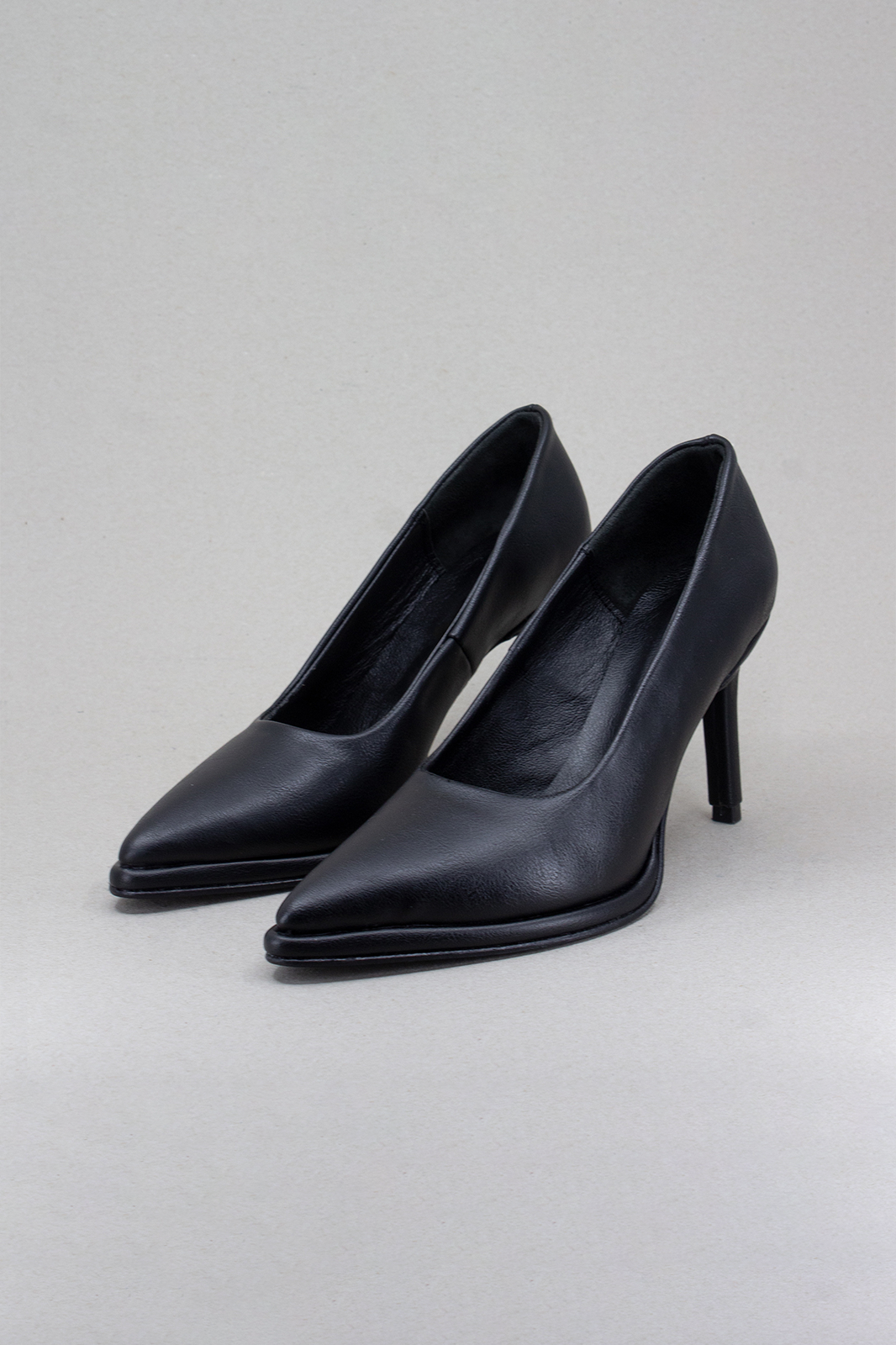 STILETTO LIZE